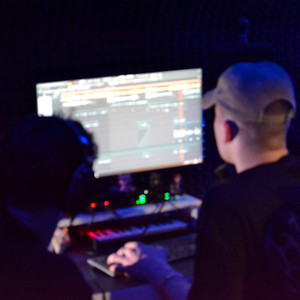 Одна попытка (feat. smurfy) (Explicit)