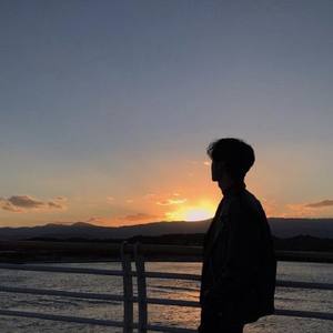 elijah who-和你一起撞进夏天的晚风里 (猫又阿 remix)