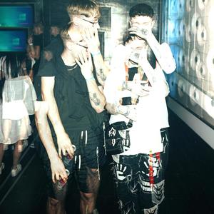 ty a molly (Explicit)