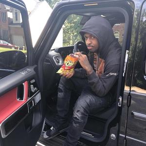 Had To Catch That 2 Piece! (feat. Lc Levi) (Explicit)