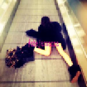 #shejuswanna (feat. Z!0N) (Explicit)