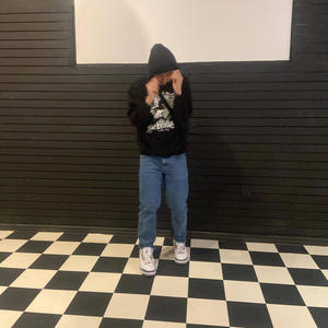 Hallway (feat. Xaevanna) (Explicit)