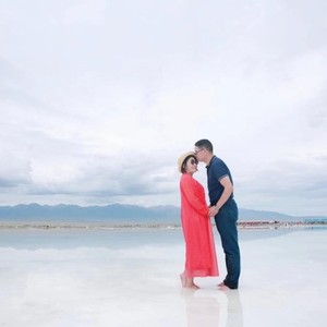 跳进绿色的海里