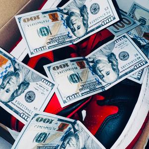 Clouds & Trophies (feat. ODDY) (Explicit)