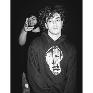 FLOATING(feat. SJ) (Explicit)