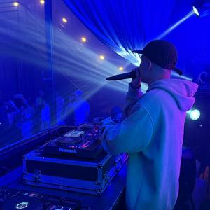 Gostosa x Pose De Puta