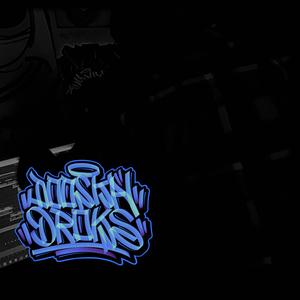 DIFERENTE A USTED (feat. Brosky TSW) (Explicit)