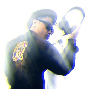 In the Dark(The Introduction)