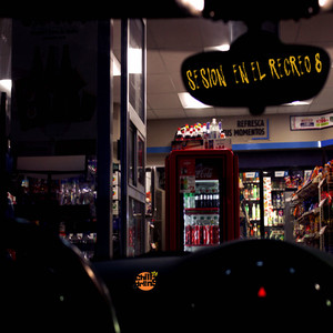 Sesión En El Recreo 8 (Explicit)