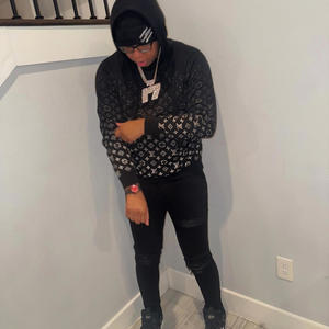 No Sunshine (feat. VonnoOff1700) (Explicit)