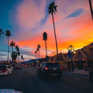 Don't Go! (feat. BLXX)