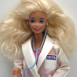 im so sick she was my doctor but she hated it (feat. wifiskeleton) (Explicit)