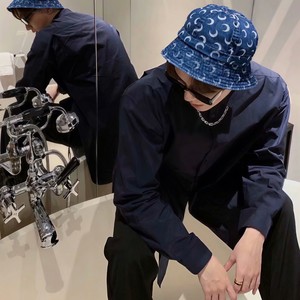 光明 车里的小姐姐版