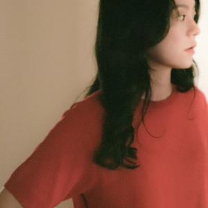 내게 가까이 붙어 걸어줄래 (Will you walk with me closely)