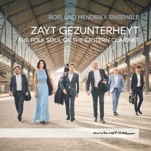 Trio for Violin, Clarinet and Piano - III. Moderato