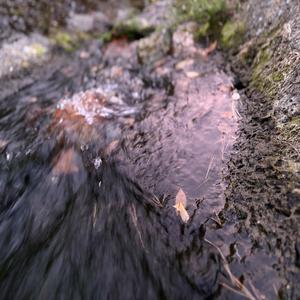 idontgetweakintheknees (Explicit)