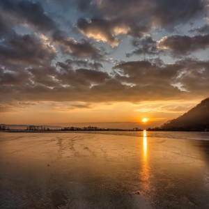 Reflejo en Aguas Calmas