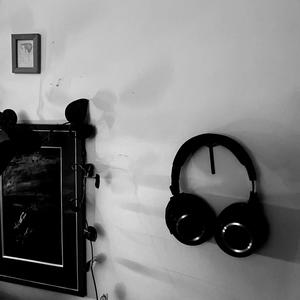 Flying Through A Minor