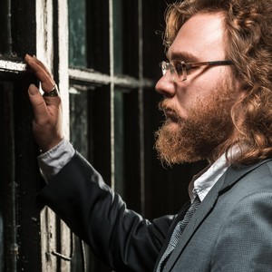 Pistola y Cuchillo (Explicit)