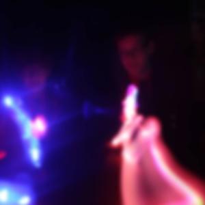 KINGPIN (feat. E Luxe)