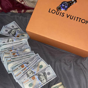 december (feat. 1clouty)