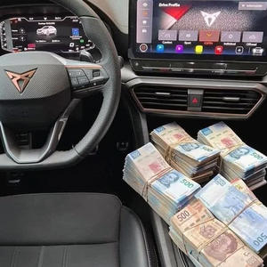 Yo pago el hotel Tú pones el am0R (Explicit)