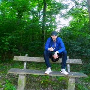 NACH HAUSE TELEFONIEREN (Explicit)