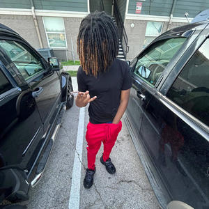 billion dollar club (feat. drillak) (Explicit)