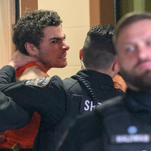 Kill the CEO scare the congress (Explicit)