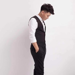 簇拥烈日的花 (Live)