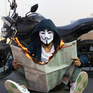 Motivation (feat. Çetin Zor)