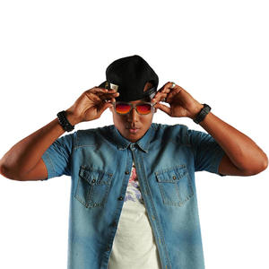 Shake it off (feat. Reuben van Lierop)