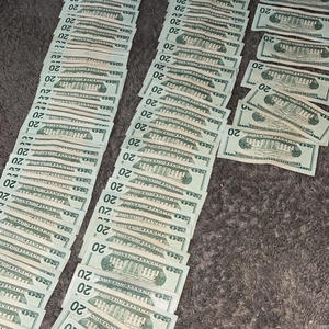 Walkin With Drac (feat. S4M Kevin, C4D Black & Ykta Sd) (Explicit)