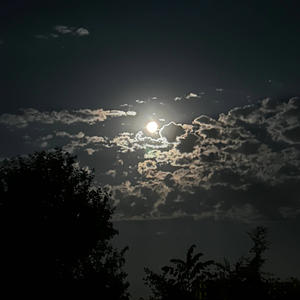 Dead Mans Heart (feat. Graiii) (Explicit)