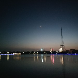 宇宙的宇 - DINOSAUR