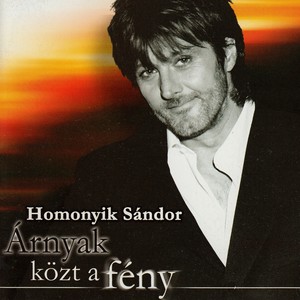 Árnyak közt a fény