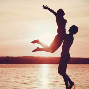 当我孤独的时候还可以抱着你