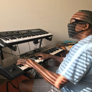 It’s Christmas Time of the Year(feat. Dennis Sindberg)