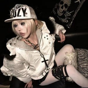 Fashionovaa (Explicit)