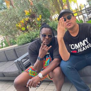 Pass Her to The Left(Bonus Track)(feat. Cristol) (Explicit)