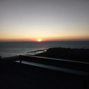 Tragoudi Gia Thn Thalassa (feat. Fenrir) (Explicit)