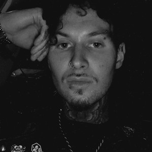 Używki i zabawa (Explicit)