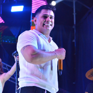 Noches Sin Dormir (En Vivo)