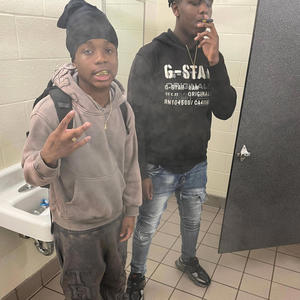 Bussin (feat. La3x) (Explicit)