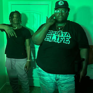 Pineapple Crush (feat. Trap6a3y, BabyGlock & T5) (Explicit)
