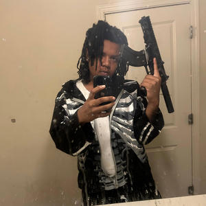 James Bond (feat. Twaunn) (Explicit)