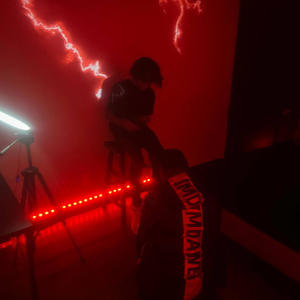 On the edge / birthday experience (Explicit)