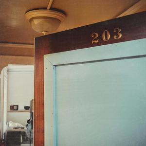 BREATHLESS(feat. Room Noise)