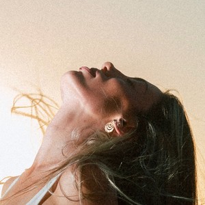 estas mirando al cielo?