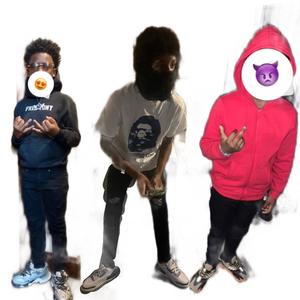 1 min (feat. Buckylow & Mjturntt) (Explicit)